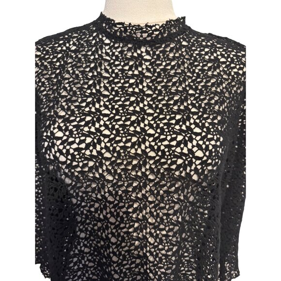 ZARA Medium Vintage-Inspired W&B Black Crochet Dress - Picture 3 of 15